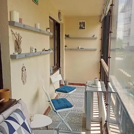 Sunny Terrace, Pirin Views, Art And Books * بانسكو